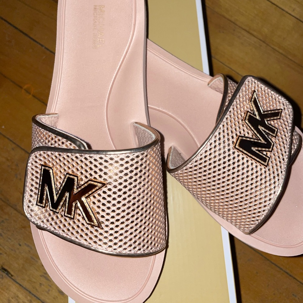 Micheal Kors Pink Slides